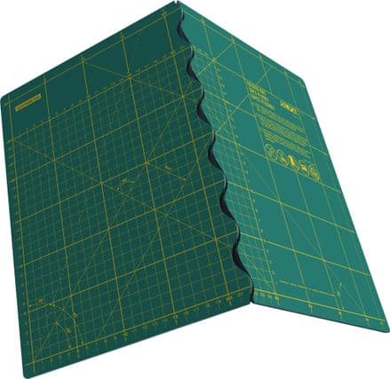 Olfa Self Healing Folding Multi Purpose Cutting Mat A3 (45cm x 32cm)      OLF/FCMA3